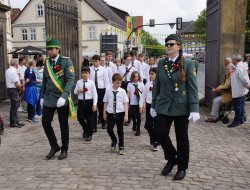 sf sonntag 2025122